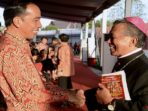 Jokowi-Salaman dengan Uskup berdua