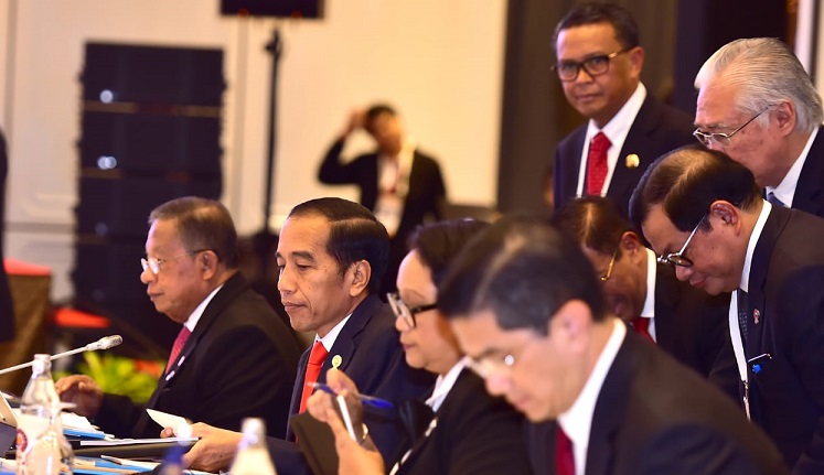 Jokowi-Pertemuan ASEAN di Bangkok 04