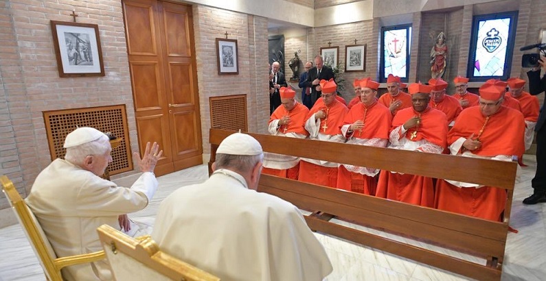 Paus Lantik 13 Kardinal-Vatikan